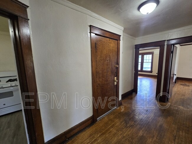 Building Photo - 120 Harrison St