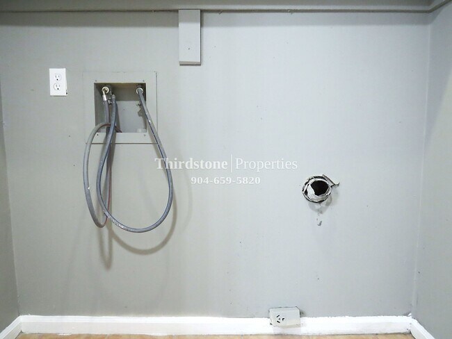 Building Photo - 4711 San Jose Village Ct