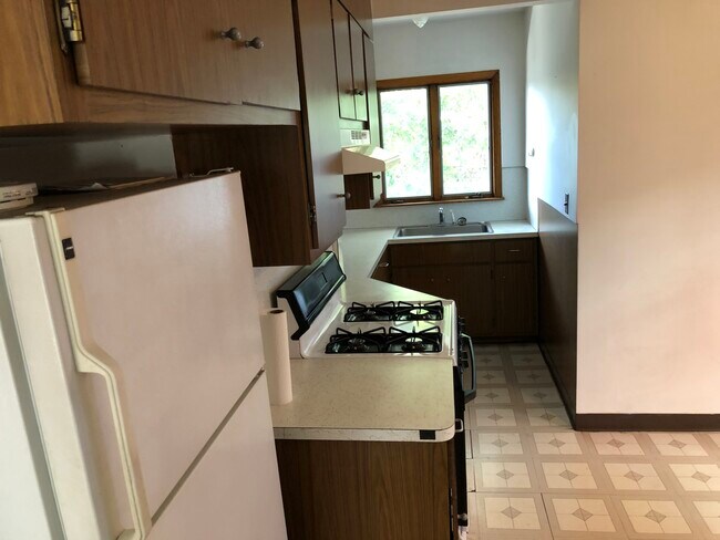 Building Photo - 14 Washington Ter