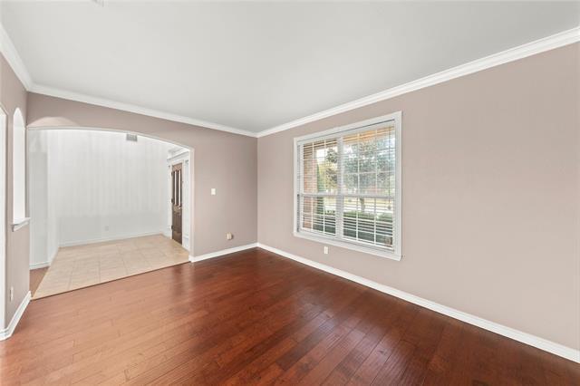 Building Photo - 716 Mandalay Bay Dr