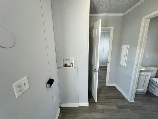 Building Photo - 133 N Anoka Ave