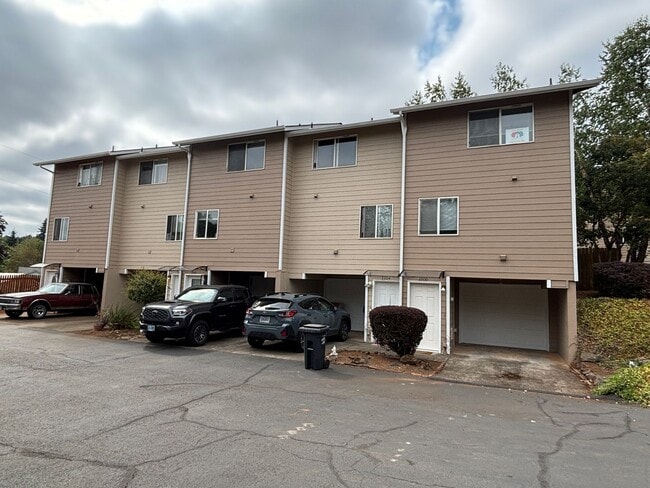 Building Photo - SOUTH SALEM CUTIE!