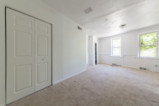 Building Photo - 1929 Arlington Ave