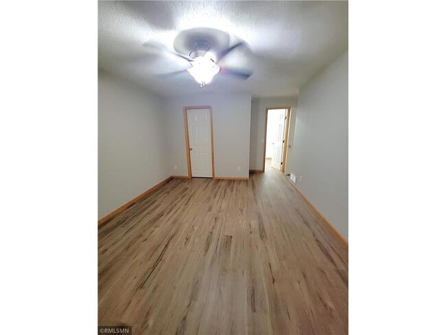 Building Photo - 3553 Sterling Heights Dr