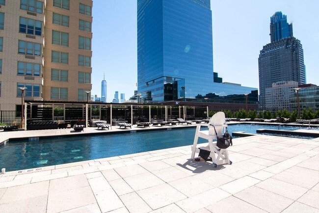 Building Photo - 88 Morgan St