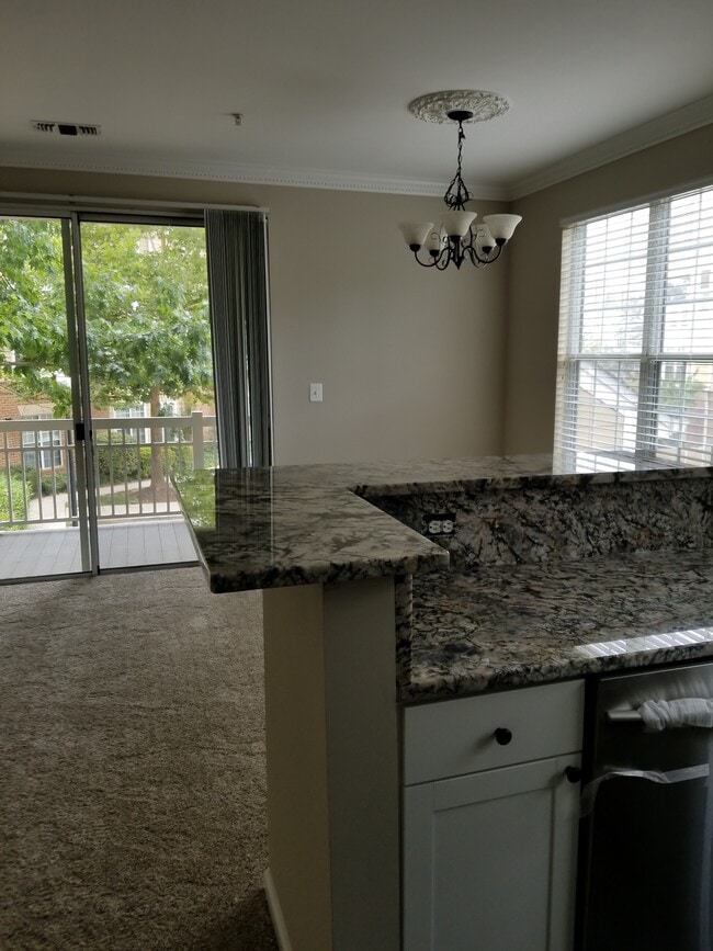 Building Photo - 12905 Alton Square