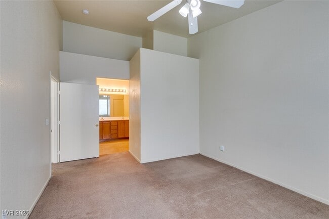 Building Photo - 193 Crown Imperial St