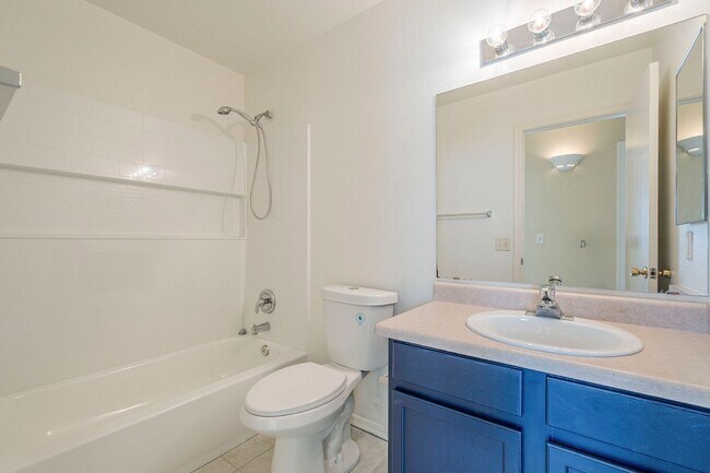 Building Photo - Spacious 3-Bed Tucson Rental with Garage &...