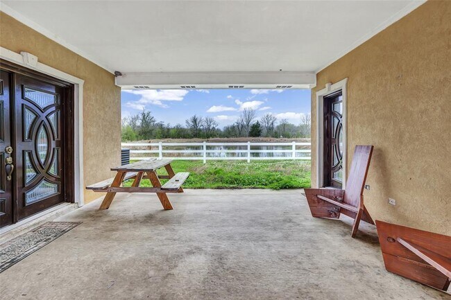 Building Photo - 9500 Bissell Rd
