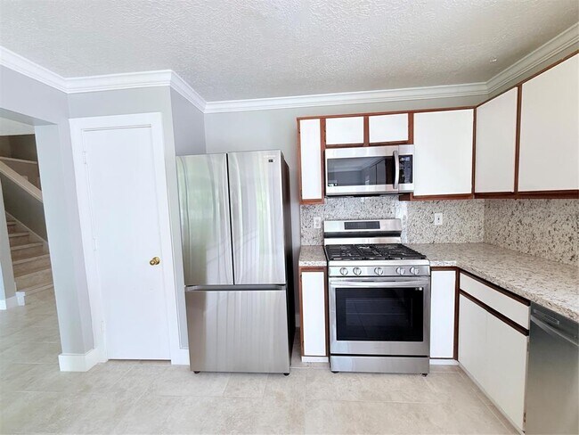 Building Photo - 1623 Stonehaven Village Cir