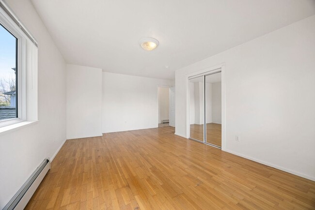 Building Photo - 1301-1305 Mitchell Ave