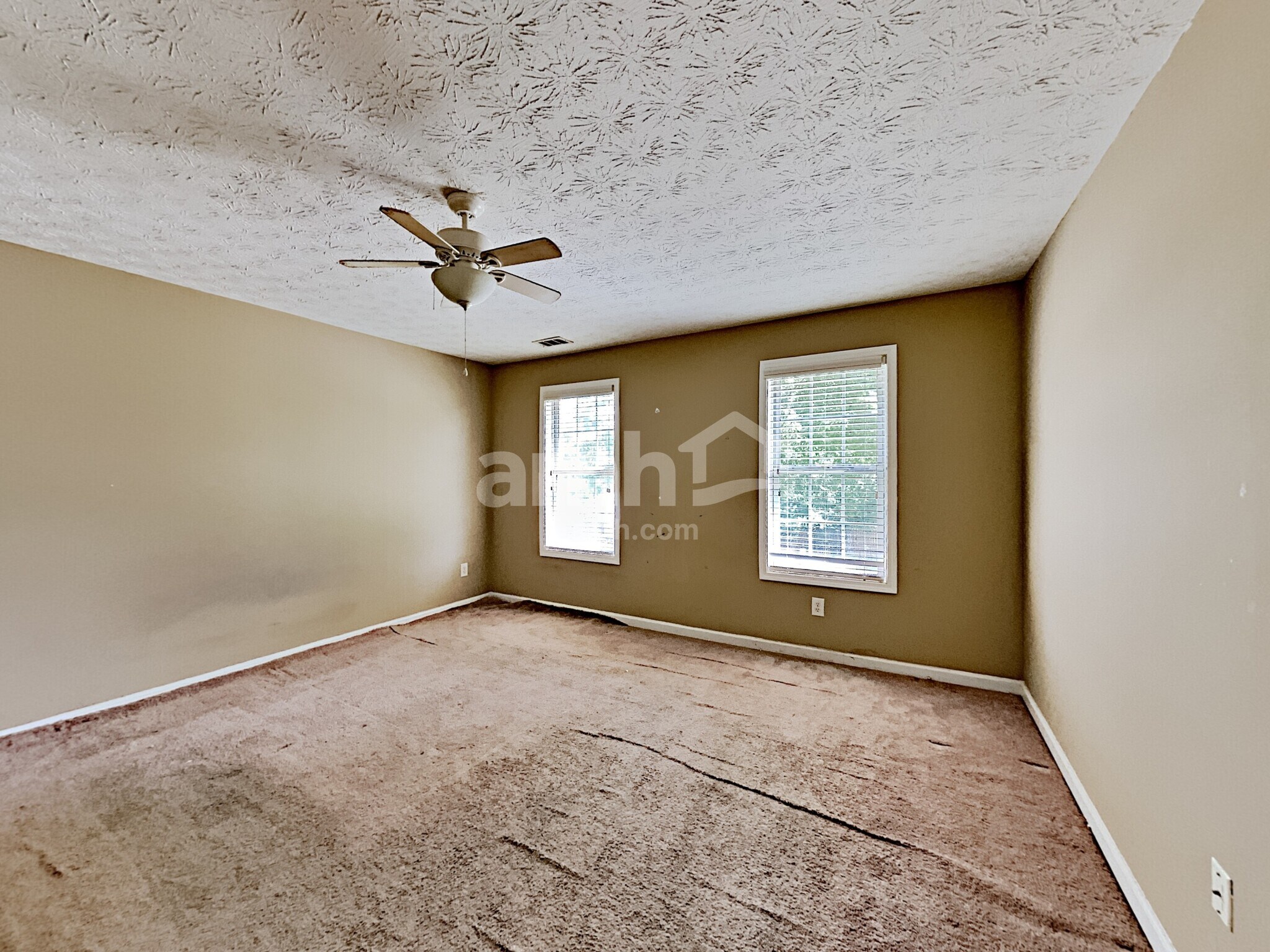 Building Photo - 3442 Kittery Dr