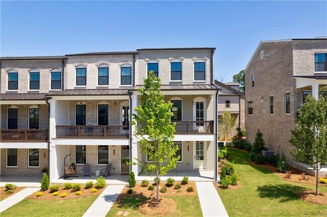 Primary Photo - 150 Harlow Cir