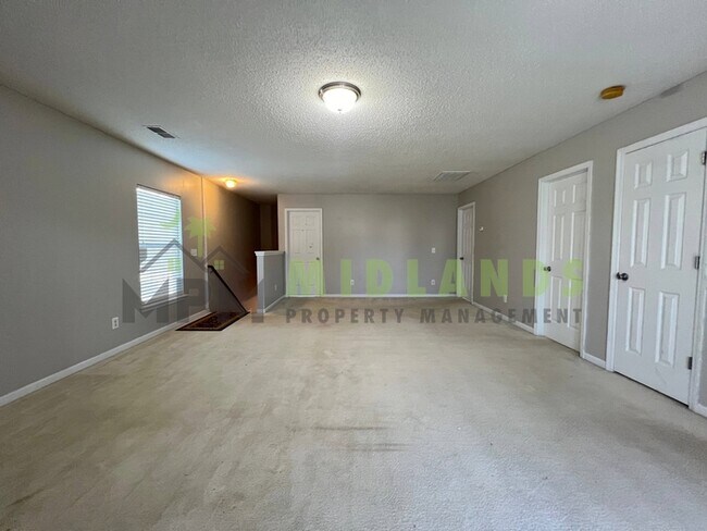 Building Photo - 101 Baltic Ct