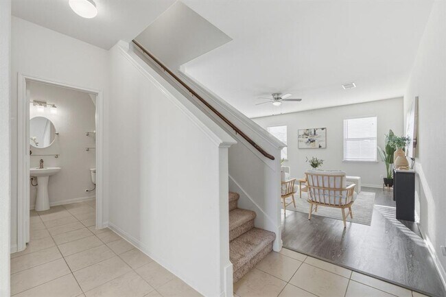 Building Photo - 13313 Harry S Truman Dr