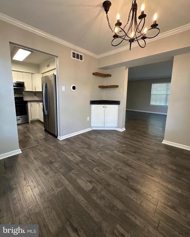Building Photo - 3917 Captain Molly Cir