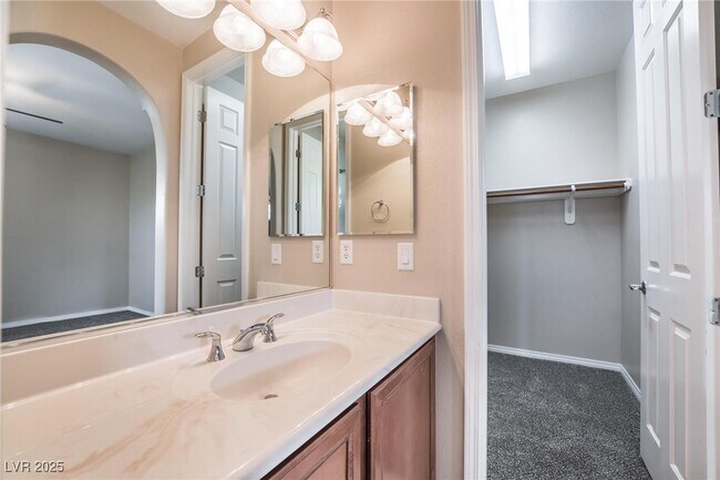 Building Photo - 7744 White Ginger Ave