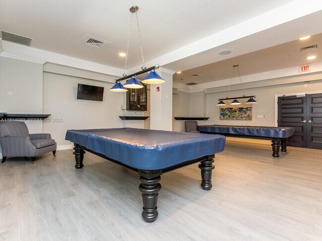 Building Photo - 2501 S Ocean Dr