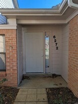 Building Photo - 6272 Bell Gables