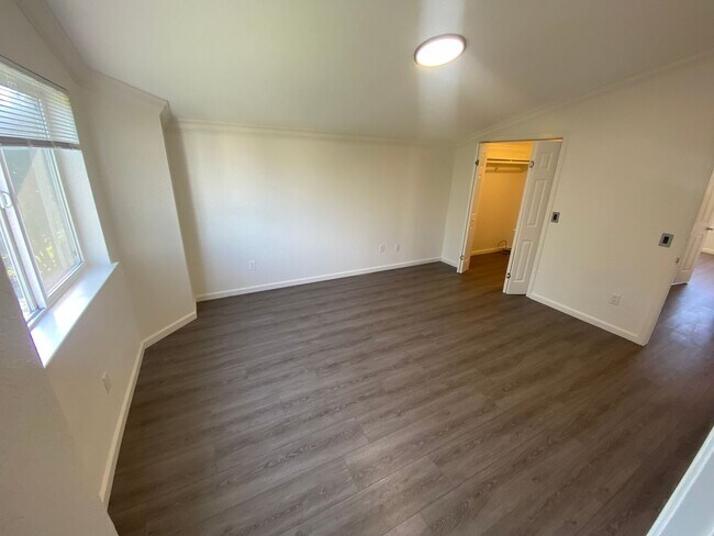 Building Photo - 2810-2814 Chronicle Ave