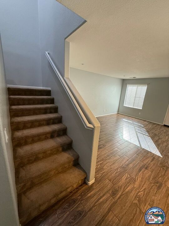 Building Photo - 642 Brewer Rd