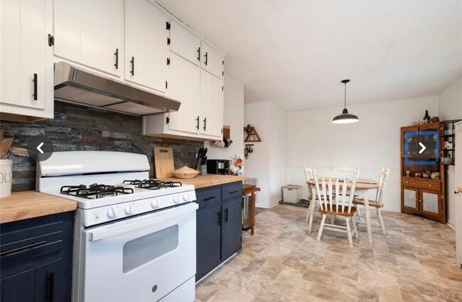 Building Photo - 4433 Sardis Dr