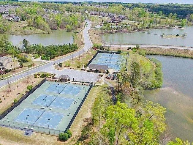 Building Photo - 7437 Fireside Ln