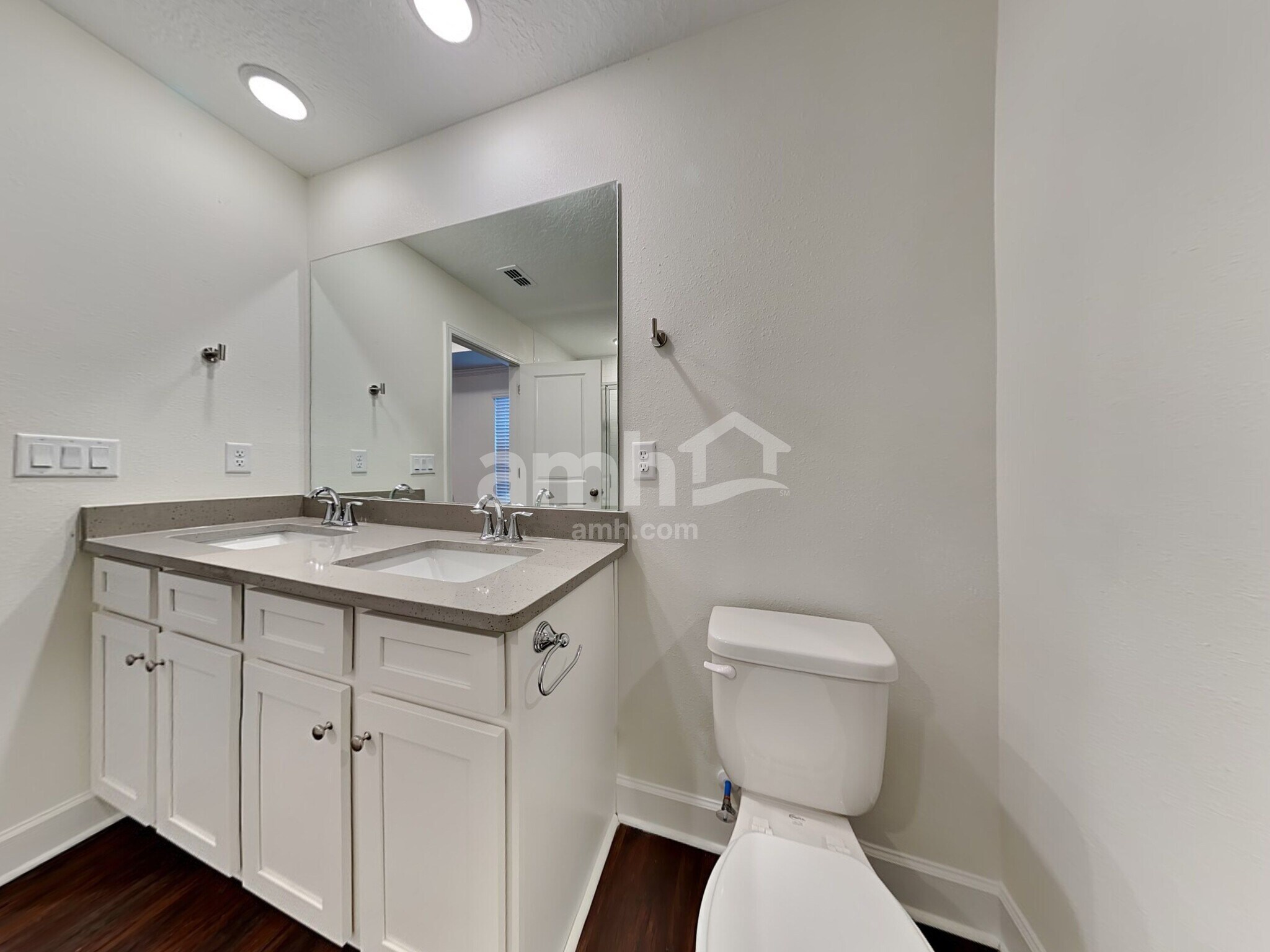 Building Photo - 10717 Coleman Rd