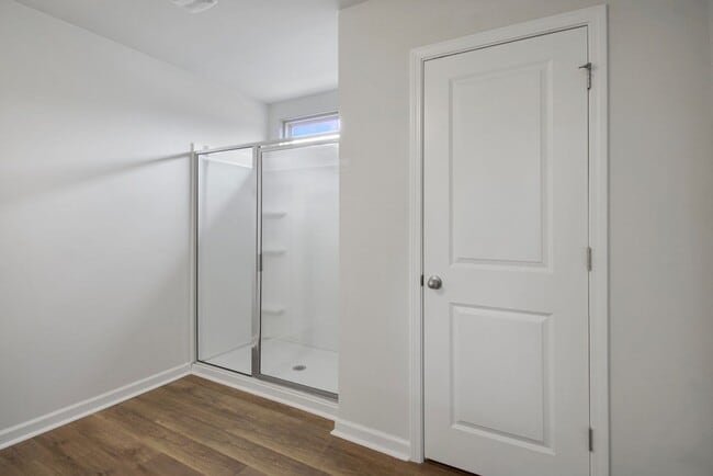 Building Photo - Gorgeous Newer Construction In Sneads Ferry!!