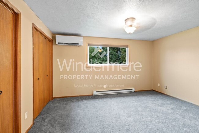 Building Photo - 4 Bedroom Home In Spokane Valley