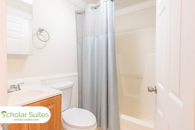 Building Photo - 712 Shawmut Ave