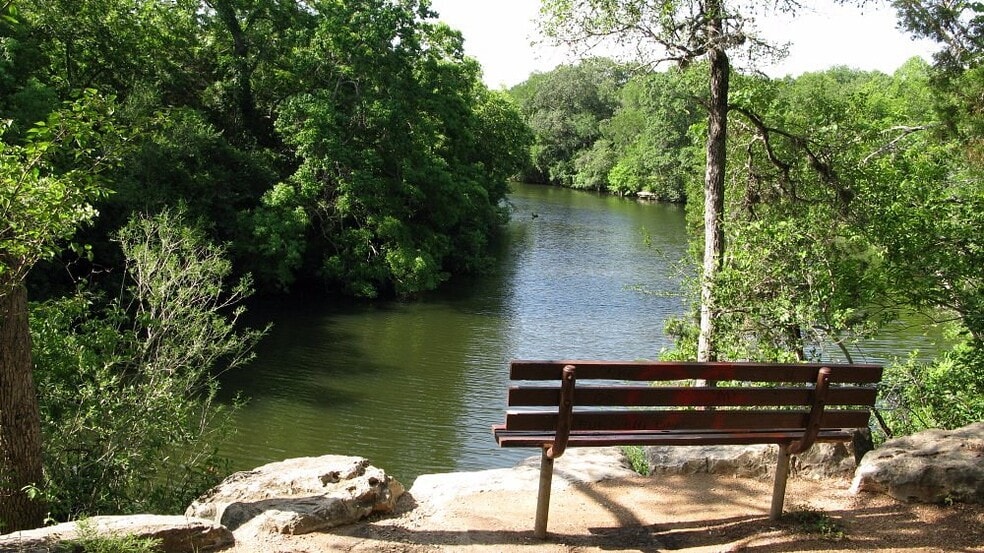 Park Amenities - 9401 Privet Dr