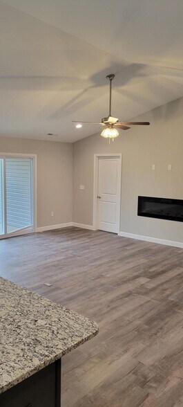 Building Photo - 18 Sonata Ln