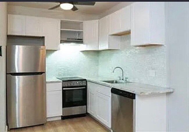 Building Photo - 140 Chestnut St