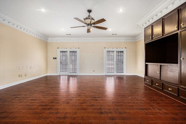 Building Photo - 7415 Naremore Dr