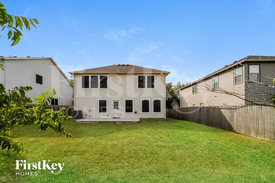 Building Photo - 10115 Red Iron Creek