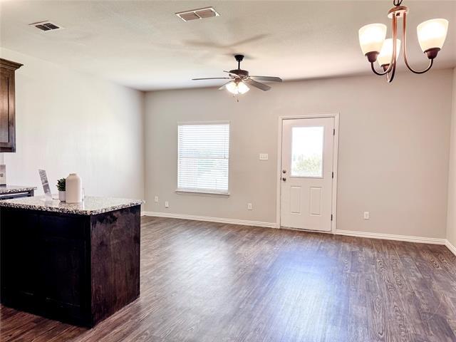 Building Photo - 8691 Ellis Dr