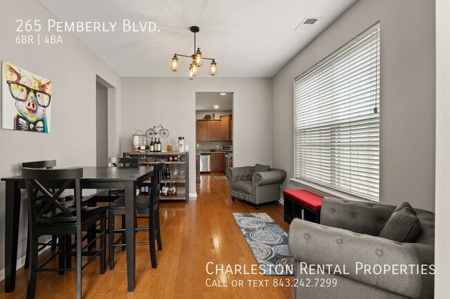 Building Photo - 265 Pemberly Blvd