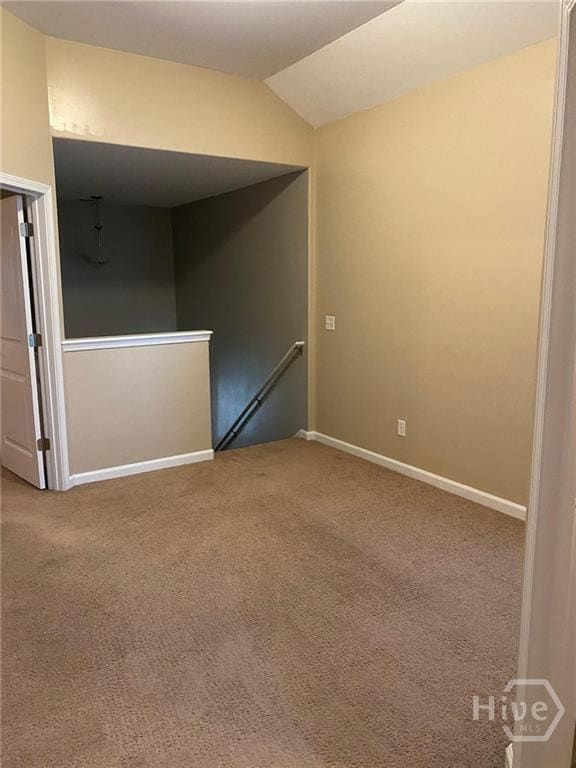Building Photo - 550 Summer Hill Way