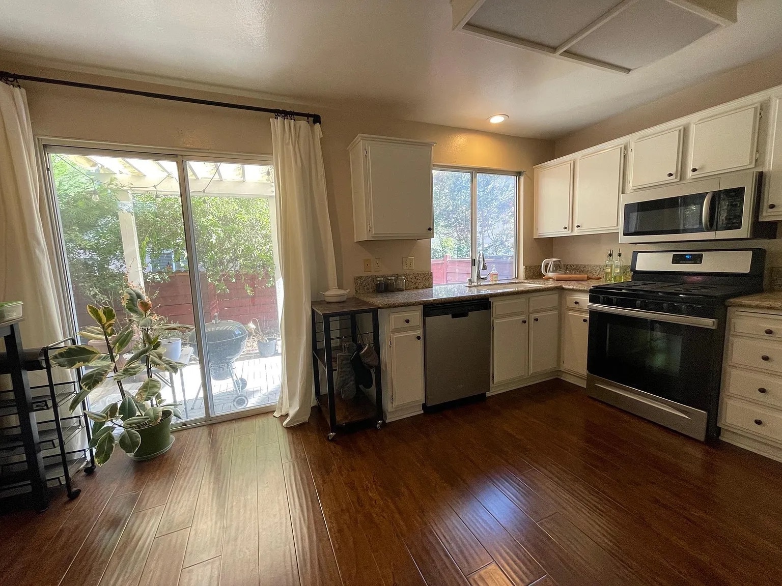 Kitchen - 7367 Belpine Pl