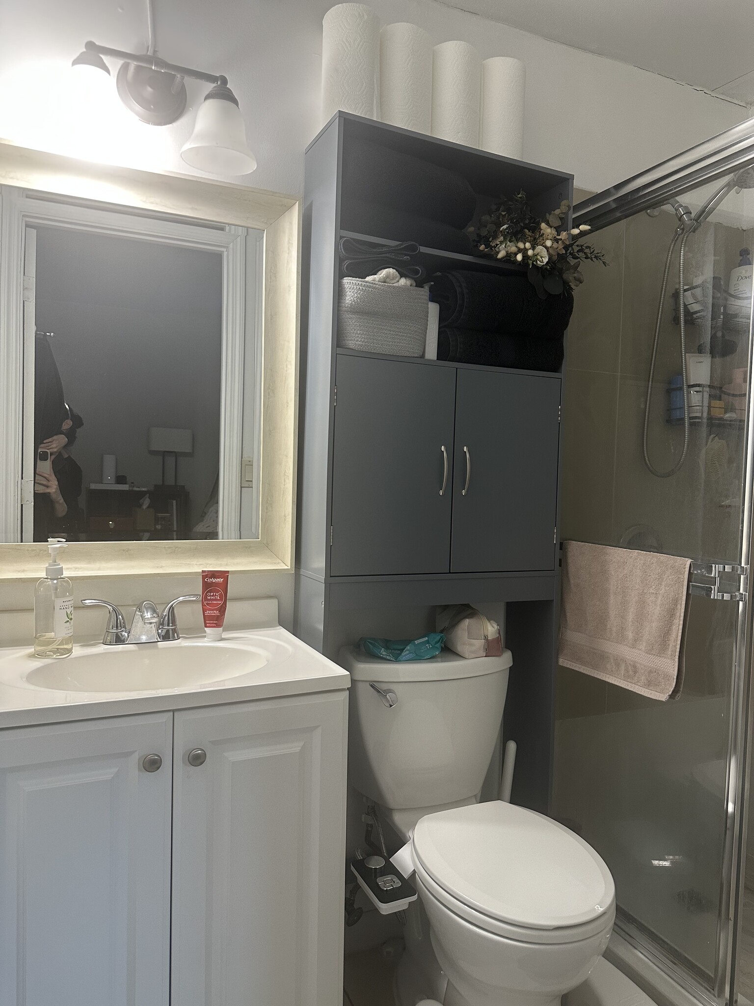 Private bathroom with sink, toilet and shower. - 11470 SW 5th Ter