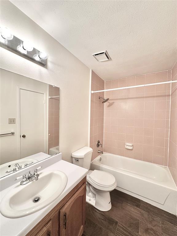 Building Photo - 10118 Spotted Horse Dr