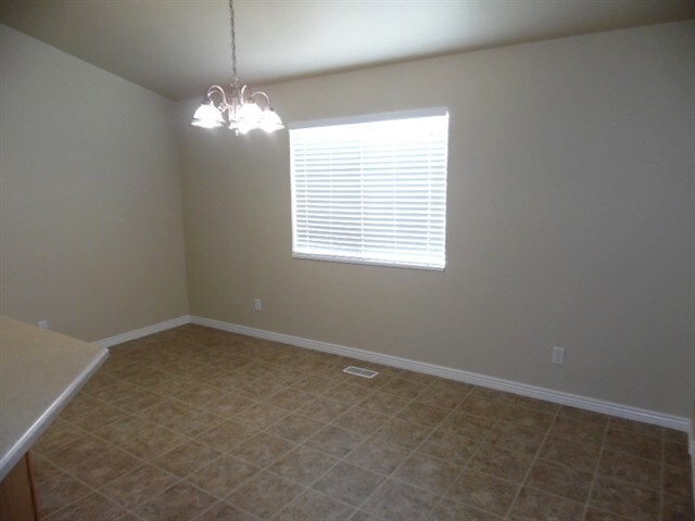 Building Photo - 1654 W 470 S
