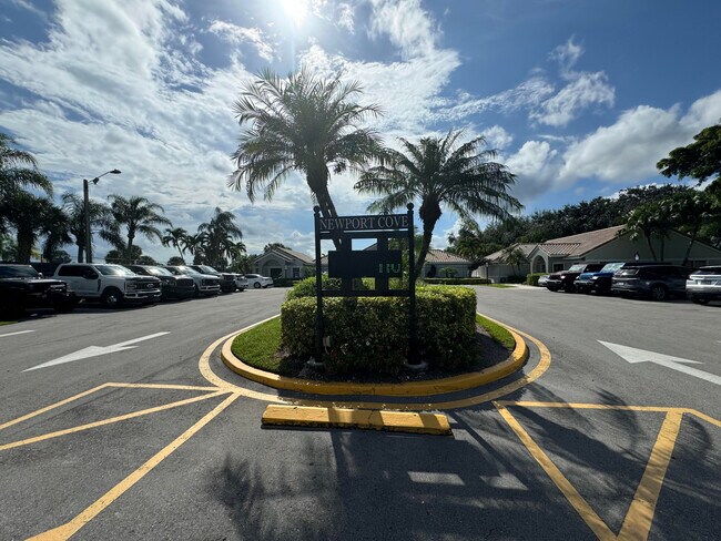 Building Photo - 7620 Stirling Bridge Blvd N