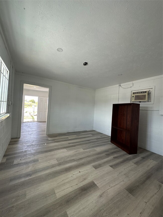 Building Photo - 6610 FM1765