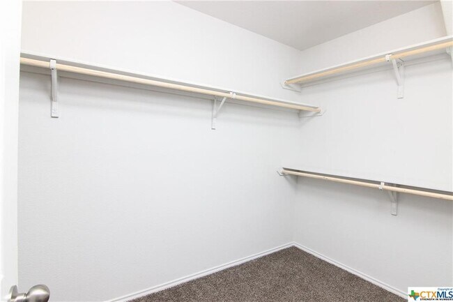 Building Photo - 6305 Tess Rd