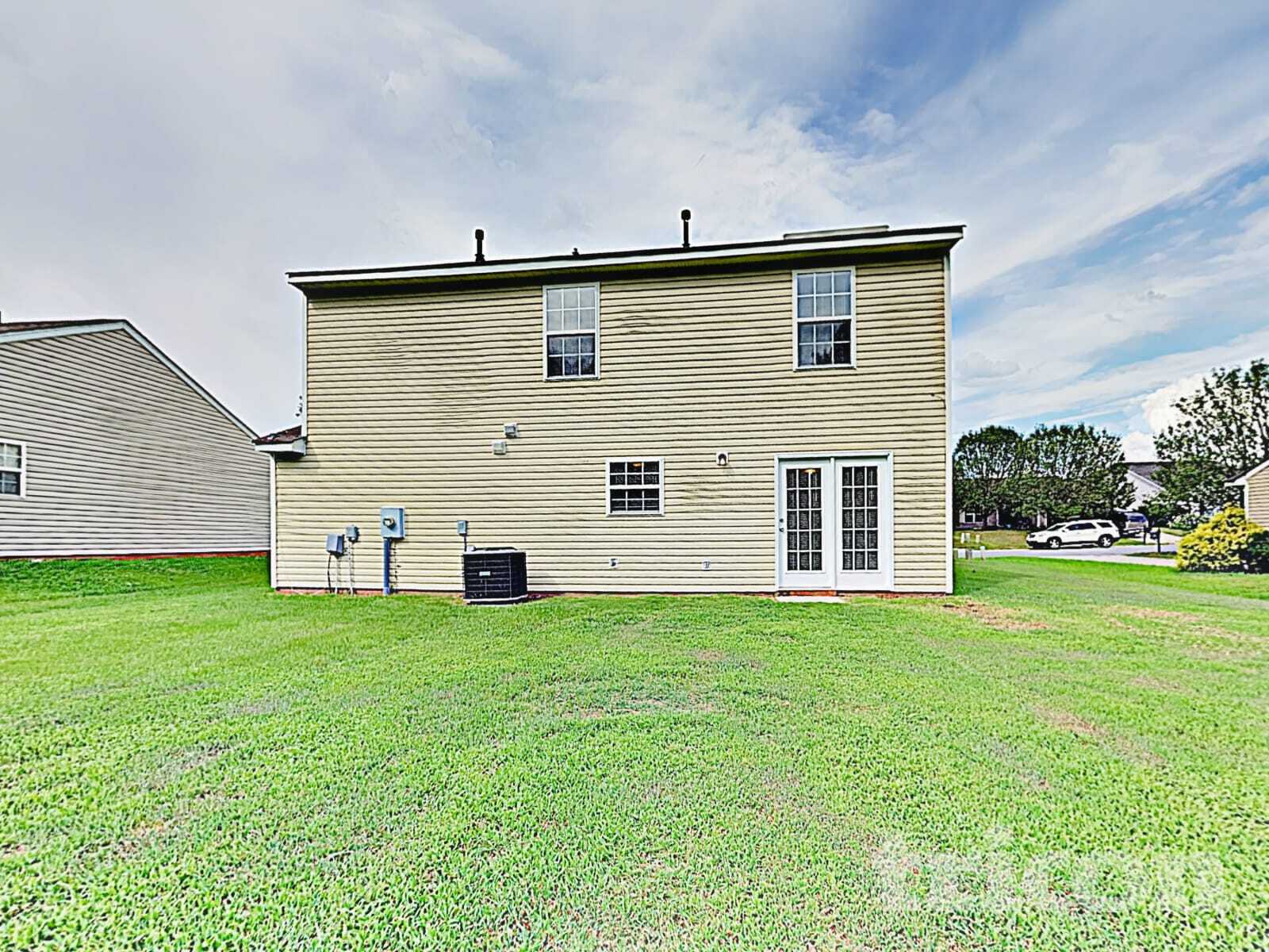 Building Photo - 2656 Captains Watch Rd NE