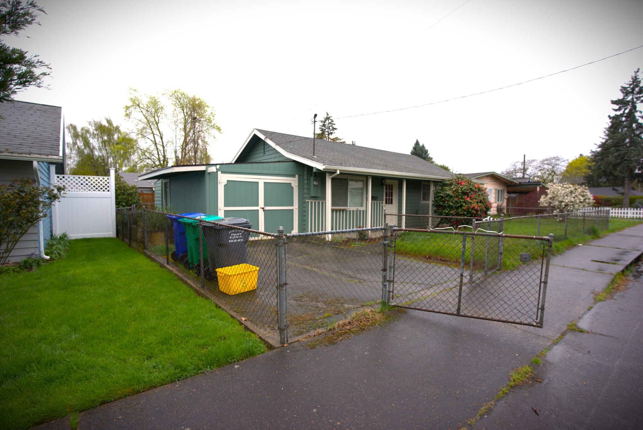 Building Photo - 4627 SE 86th Ct