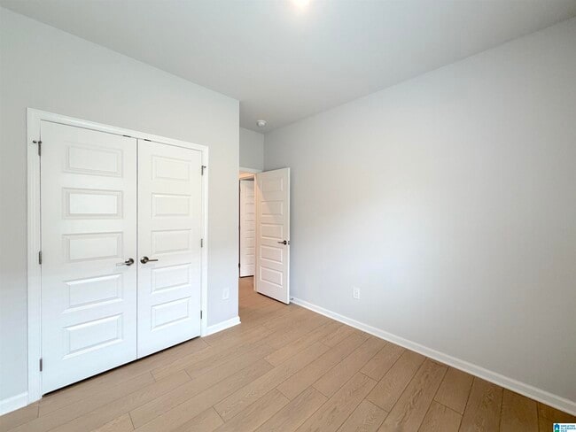 Building Photo - 204 Stockyard Cir