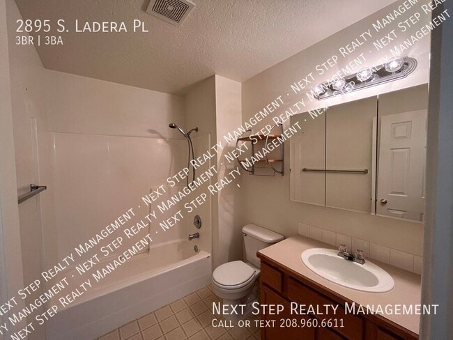 Building Photo - 2895 S Ladera Pl